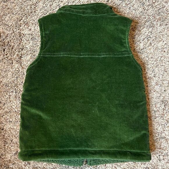 NWT Goumi Kids Spruce Sherpa Corduroy Reversible Vest SZ 2-3T Toddler Green Oute - Picture 2 of 2